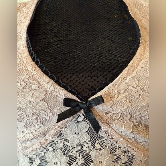 EUC Vintage Pretty Garbage Pink Floral lace Peplum Top Size Small - Picture 3 of 6